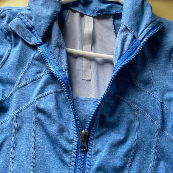 Lululemon Define jacket size 2 - Picture 8 of 8
